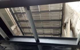 回龙观地区彩钢板阳台封闭钢结构露台改造扩建公司